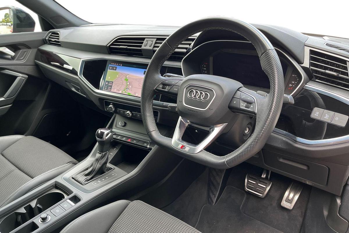 Used Audi Q3 2023 for sale - 77532965: Photo 6