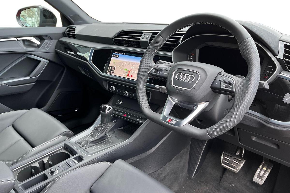 Used Audi Q3 2025 for sale - 77001719: Photo 6
