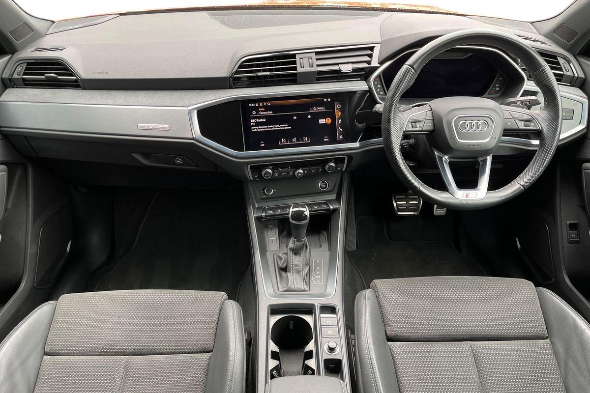 Used Audi Q3 2021 for sale - 76680936: Photo 10