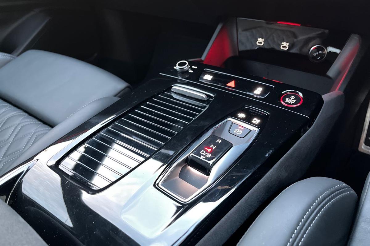 Used Audi Q6 e-tron 2024 for sale - 77332701: Photo 23