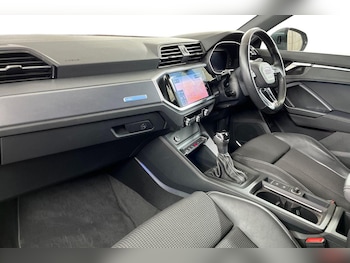 Used Audi Q3 2020 for sale - 77891731: Photo