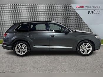 Used Audi Q7 2019 for sale - 78313212: Photo