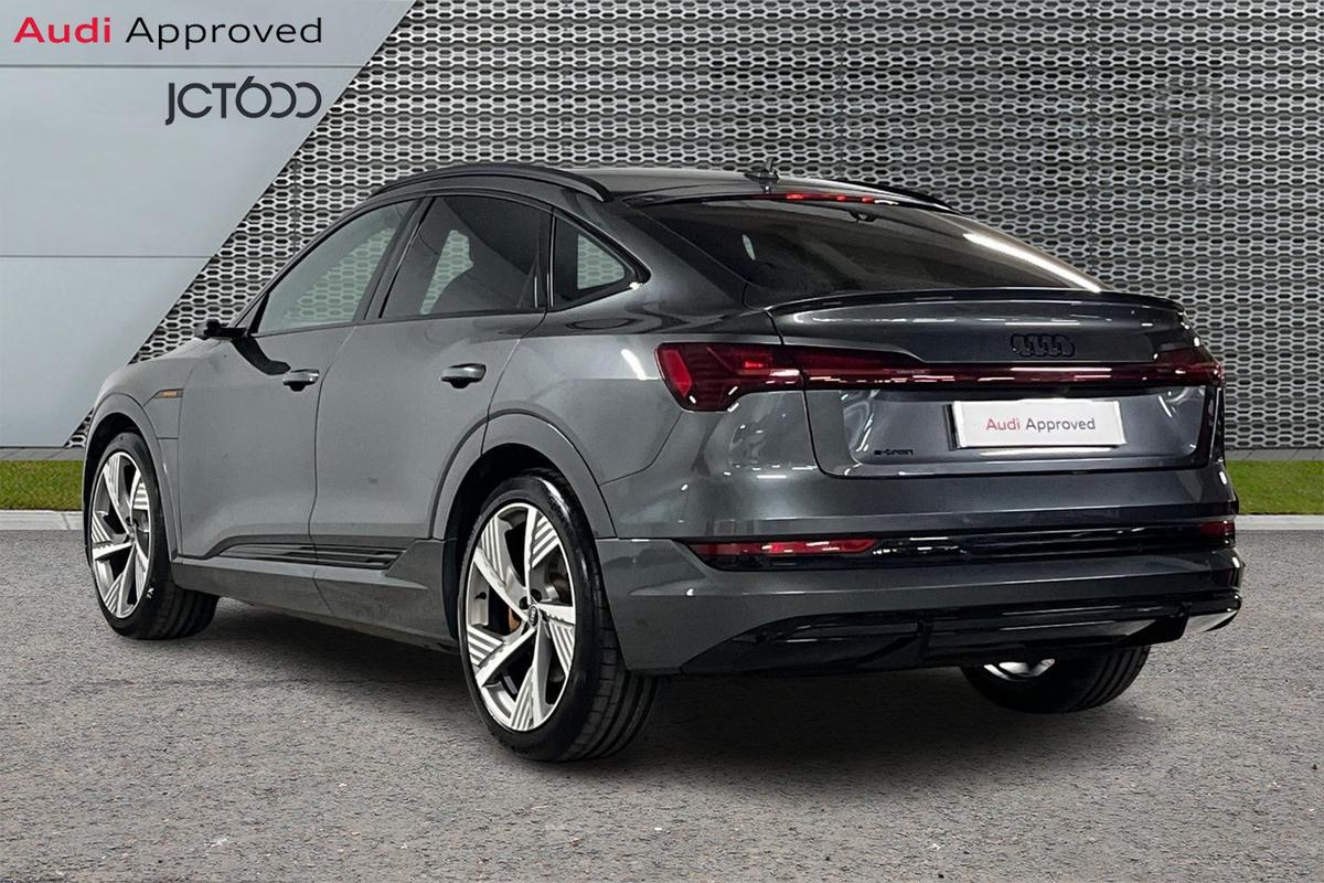 Used Audi e-tron 2022 for sale - 76906240: Photo 3