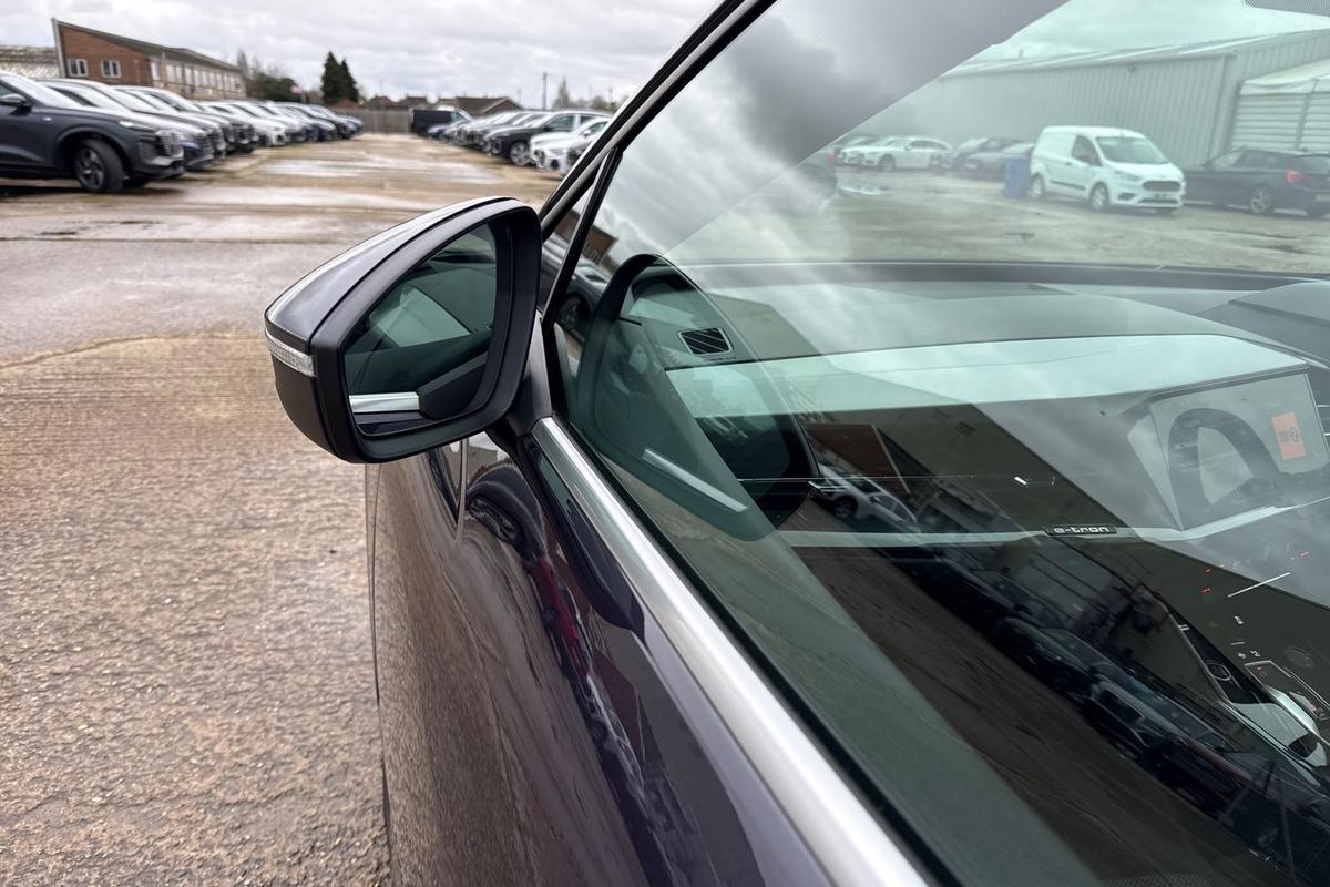 Used Audi Q4 e-tron 2022 for sale - 78108235: Photo 25