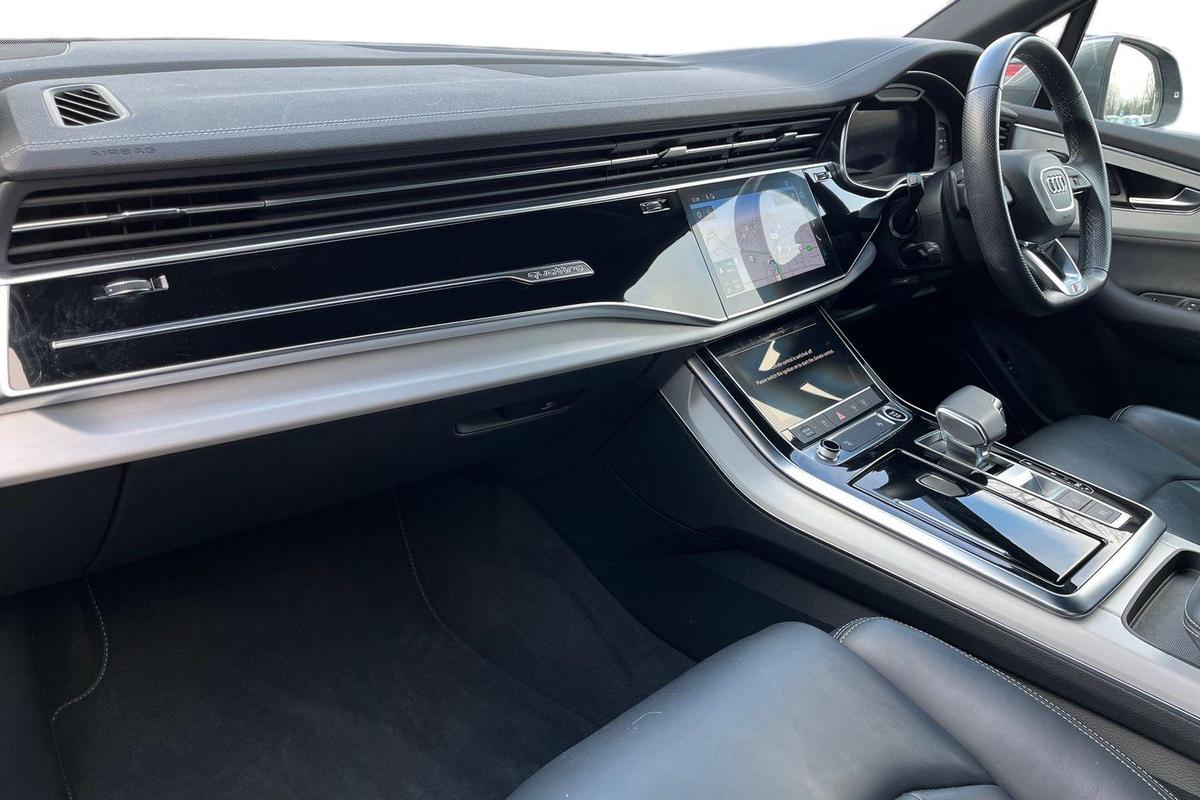 Used Audi Q7 2022 for sale - 77533078: Photo 2
