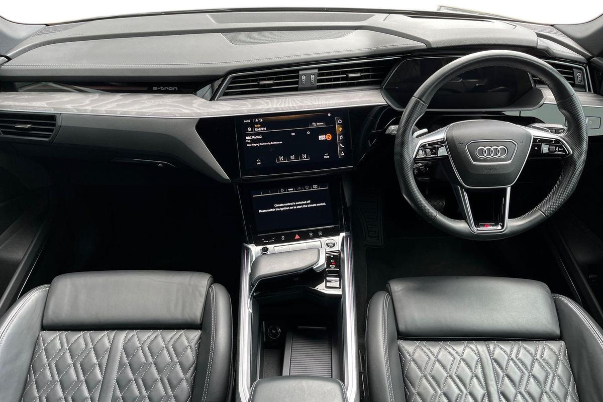 Used Audi e-tron 2022 for sale - 76674770: Photo 10
