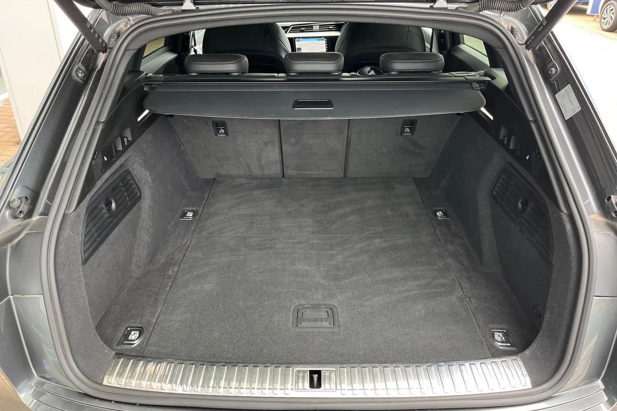 Used Audi e-tron 2022 for sale - 76674770: Photo 12