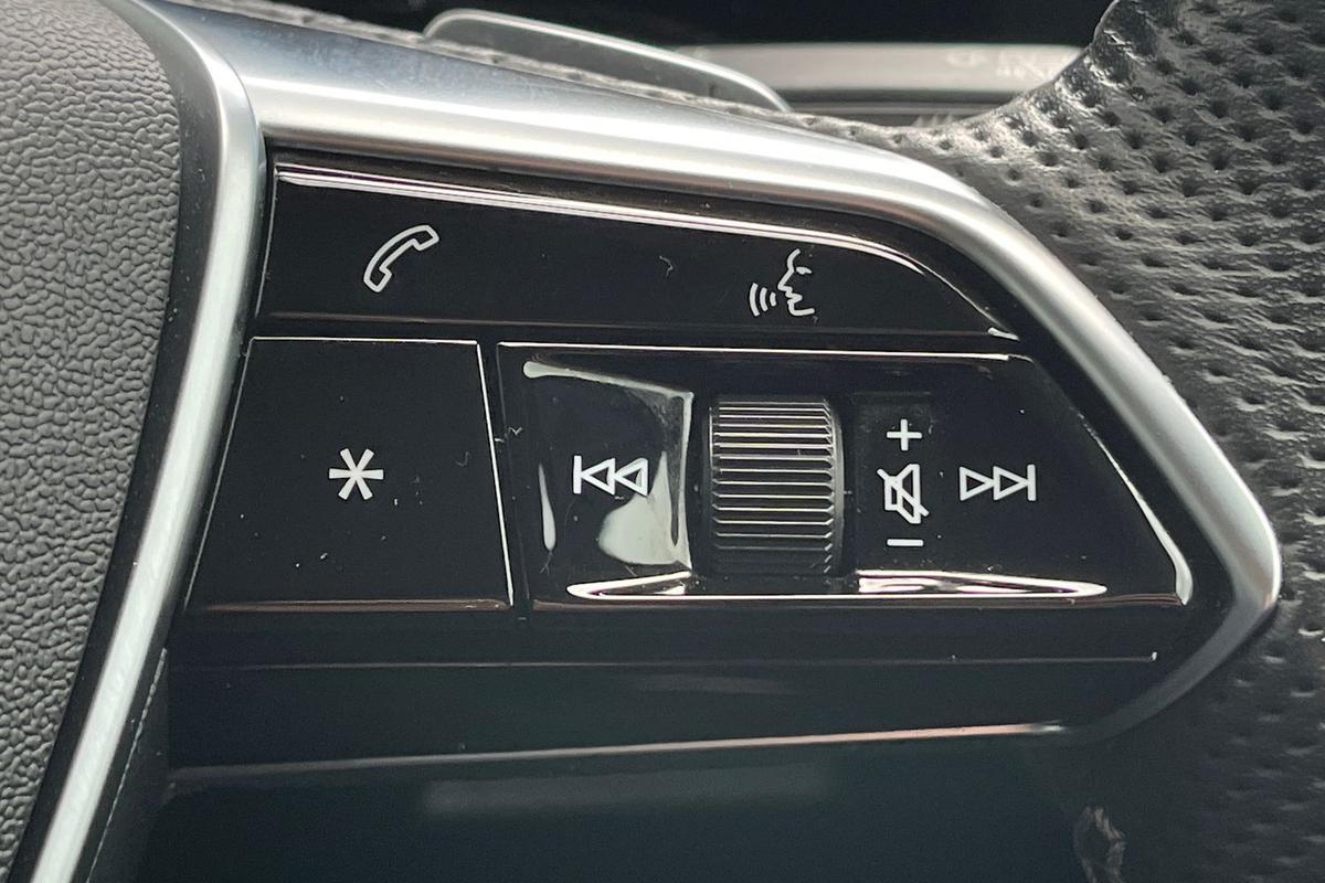 Used Audi e-tron 2022 for sale - 76674770: Photo 17