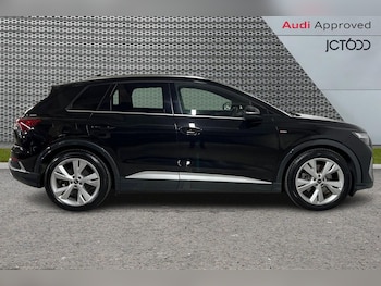 Used Audi Q4 e-tron 2021 for sale - 76674109: Photo