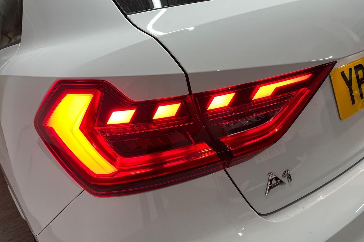 Used Audi A1 2022 for sale - 76674431: Photo 18