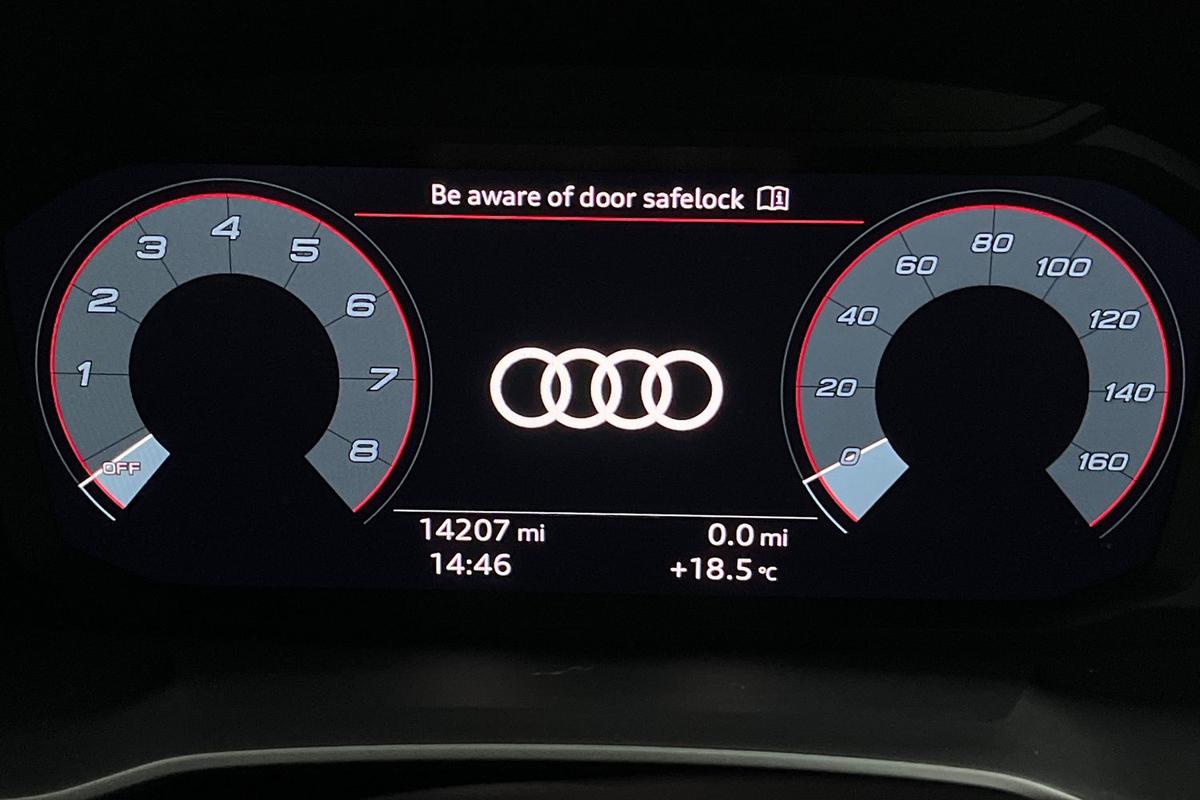 Used Audi Q3 2023 for sale - 76676232: Photo 15