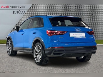 Used Audi Q3 2023 for sale - 76676232: Photo