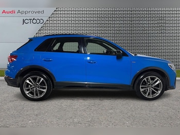 Used Audi Q3 2023 for sale - 76676232: Photo