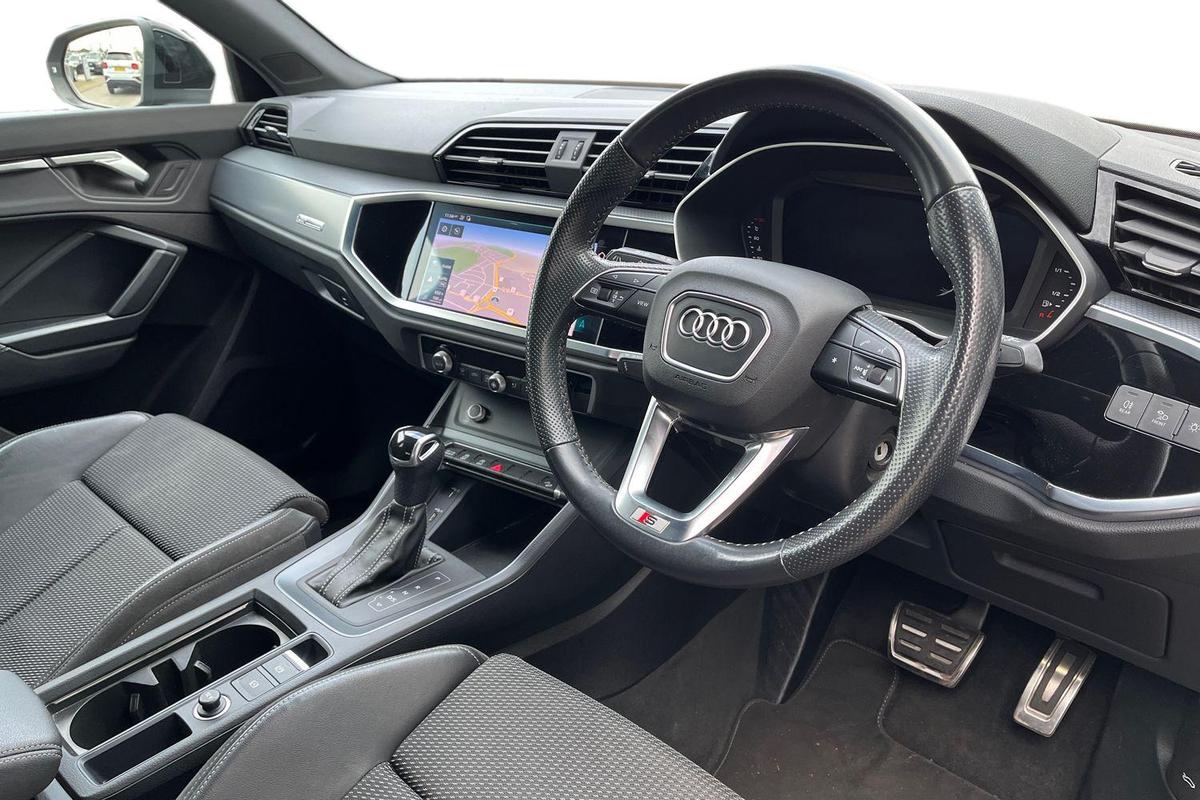 Used Audi Q3 2020 for sale - 77340213: Photo 6