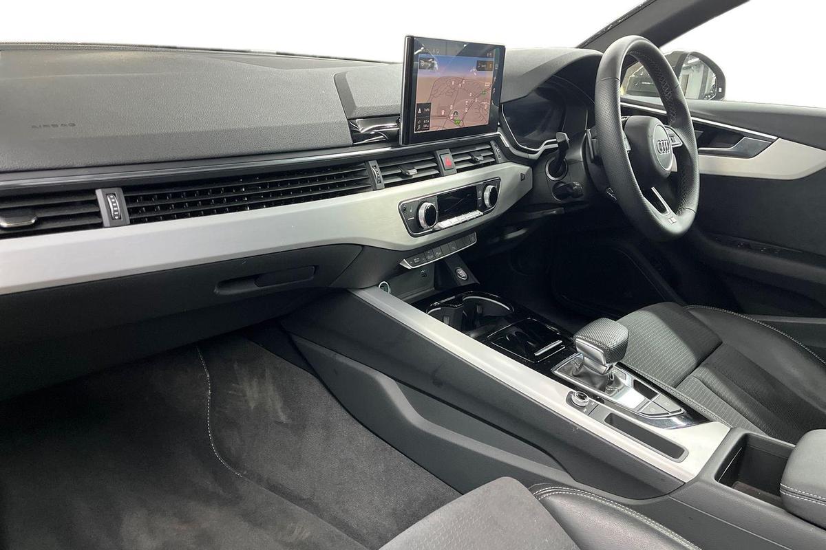 Used Audi A4 2023 for sale - 77332660: Photo 2