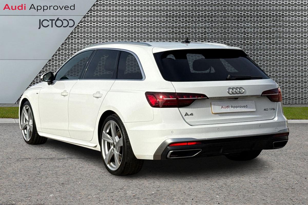 Used Audi A4 2022 for sale - 77653607: Photo 3