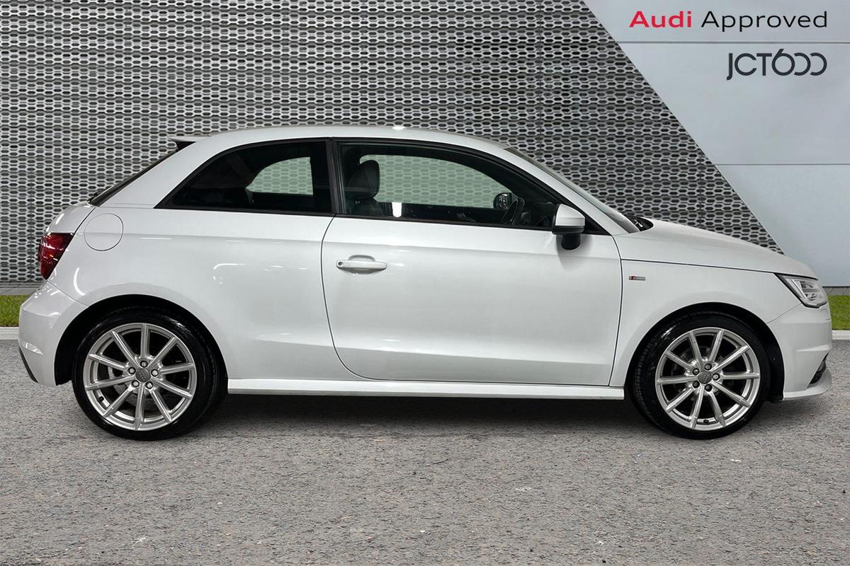 Used Audi A1 2018 for sale - 76862548: Photo 4