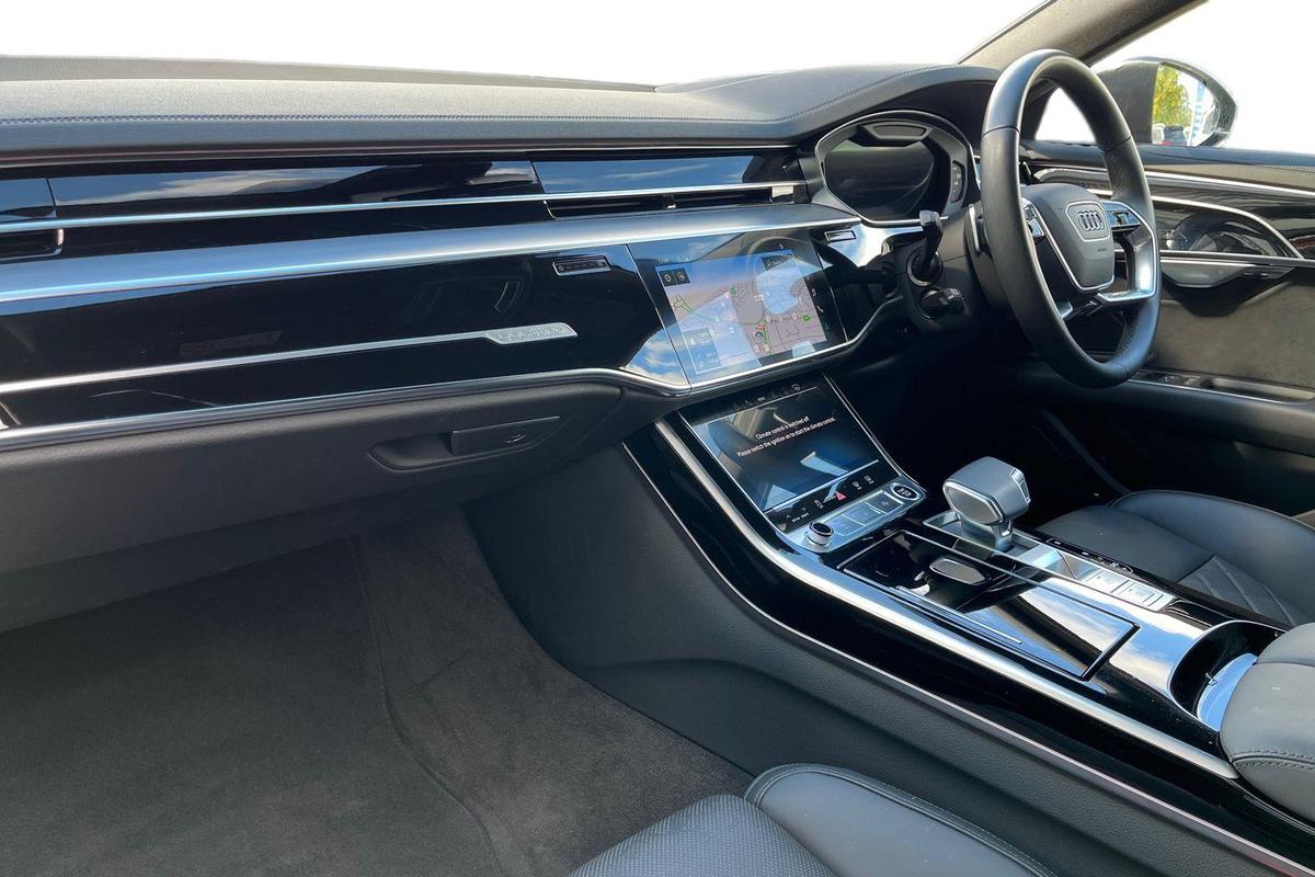 Used Audi A8 2023 for sale - 77340197: Photo 2