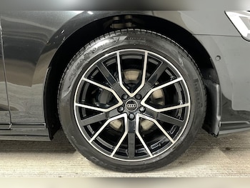 Used Audi A8 2023 for sale - 77340197: Photo