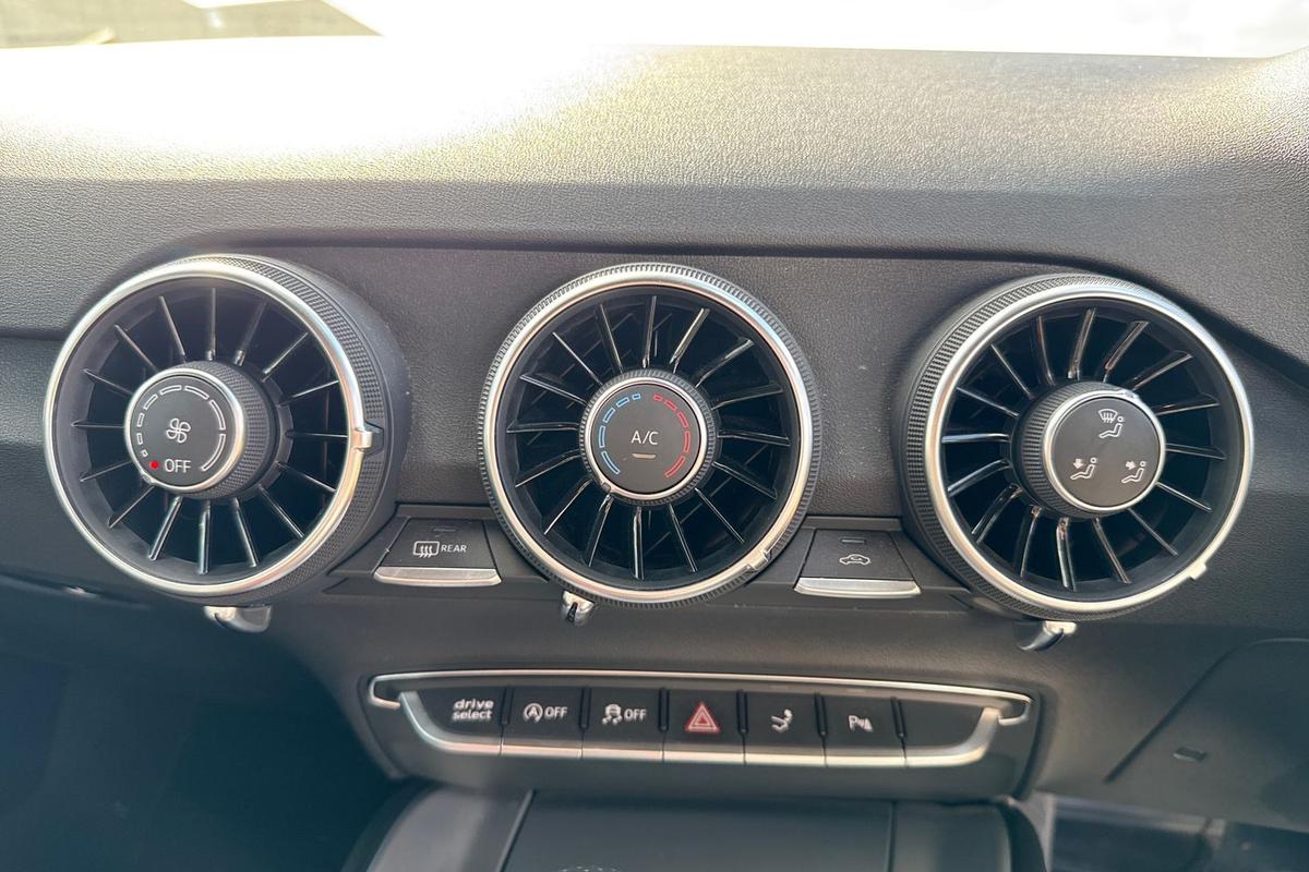 Used Audi TT 2022 for sale - 76971862: Photo 24