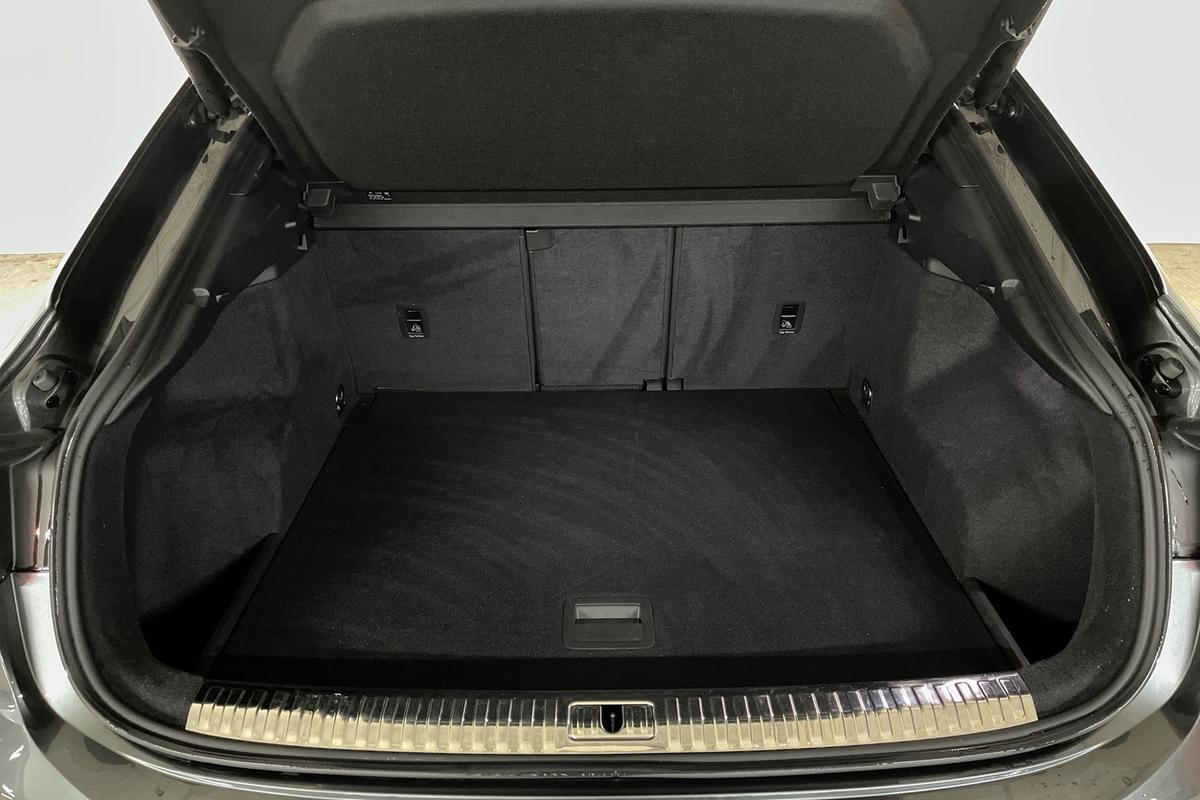 Used Audi Q3 2020 for sale - 77502821: Photo 12