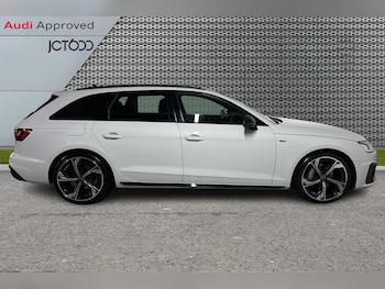 Used Audi A4 2023 for sale - 76676377: Photo