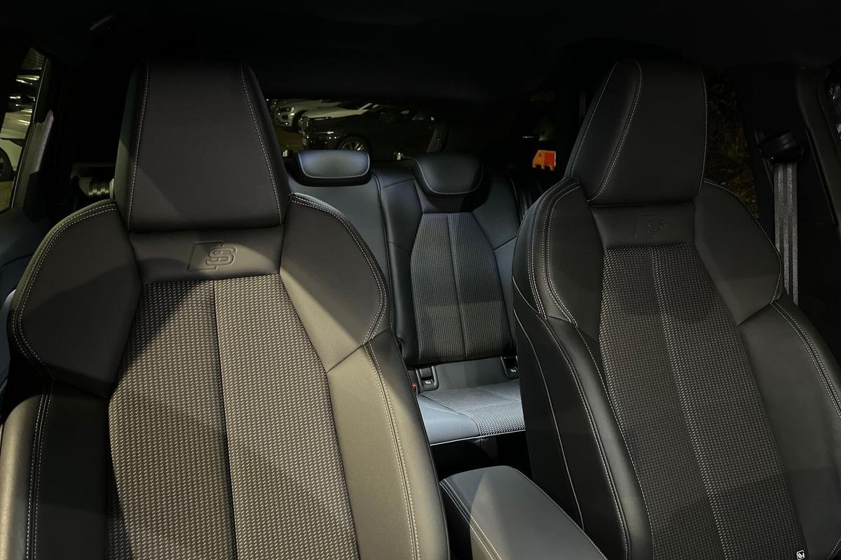 Used Audi Q4 e-tron 2023 for sale - 77532849: Photo 25