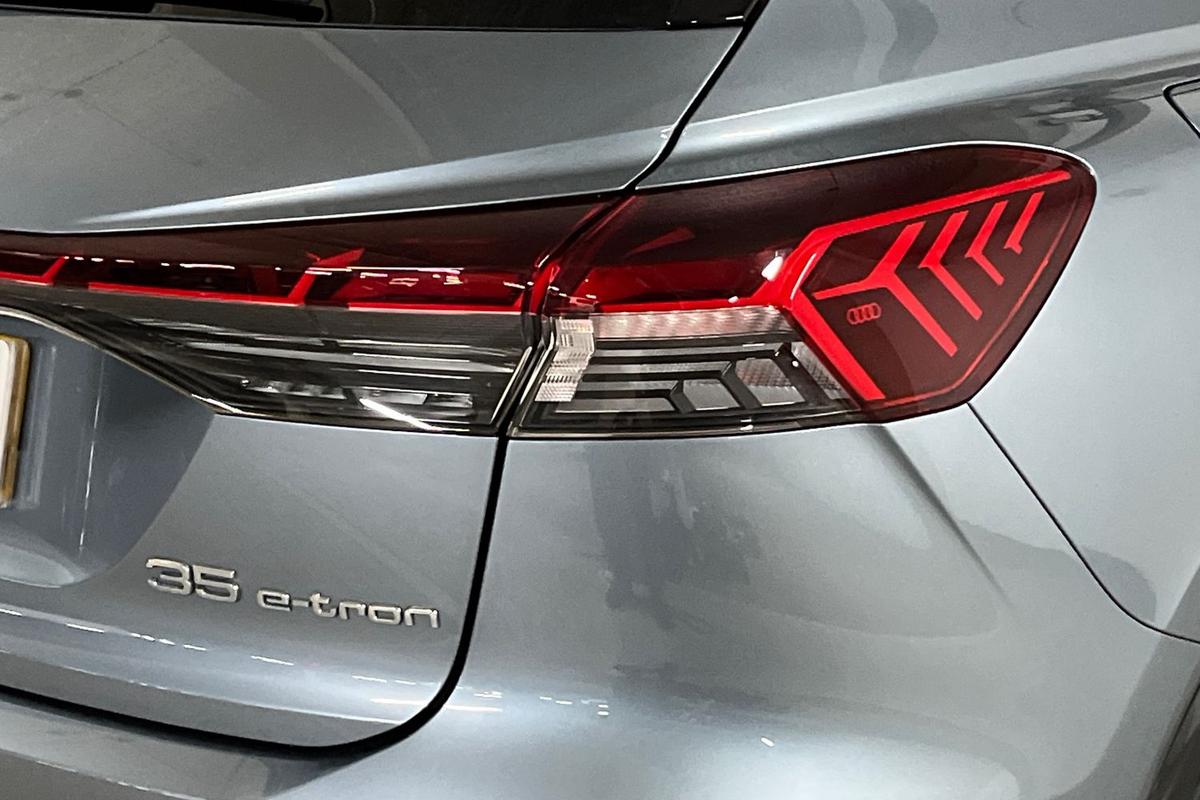 Used Audi Q4 e-tron 2021 for sale - 76674527: Photo 18