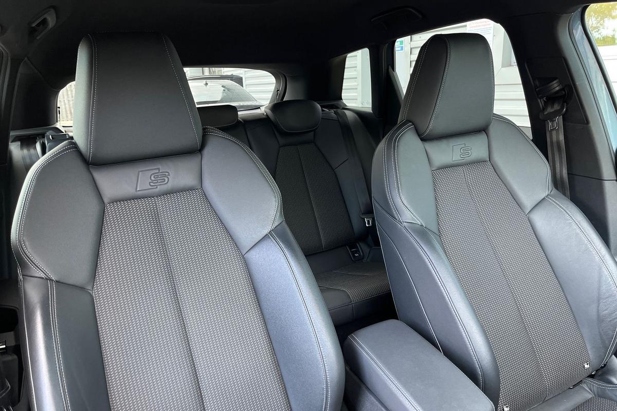 Used Audi Q4 e-tron 2021 for sale - 76674527: Photo 24