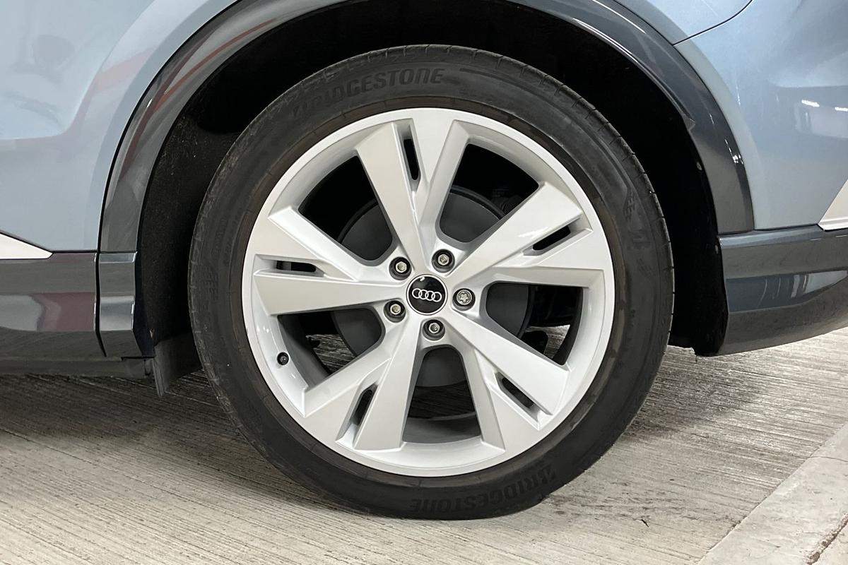 Used Audi Q4 e-tron 2021 for sale - 76674527: Photo 5