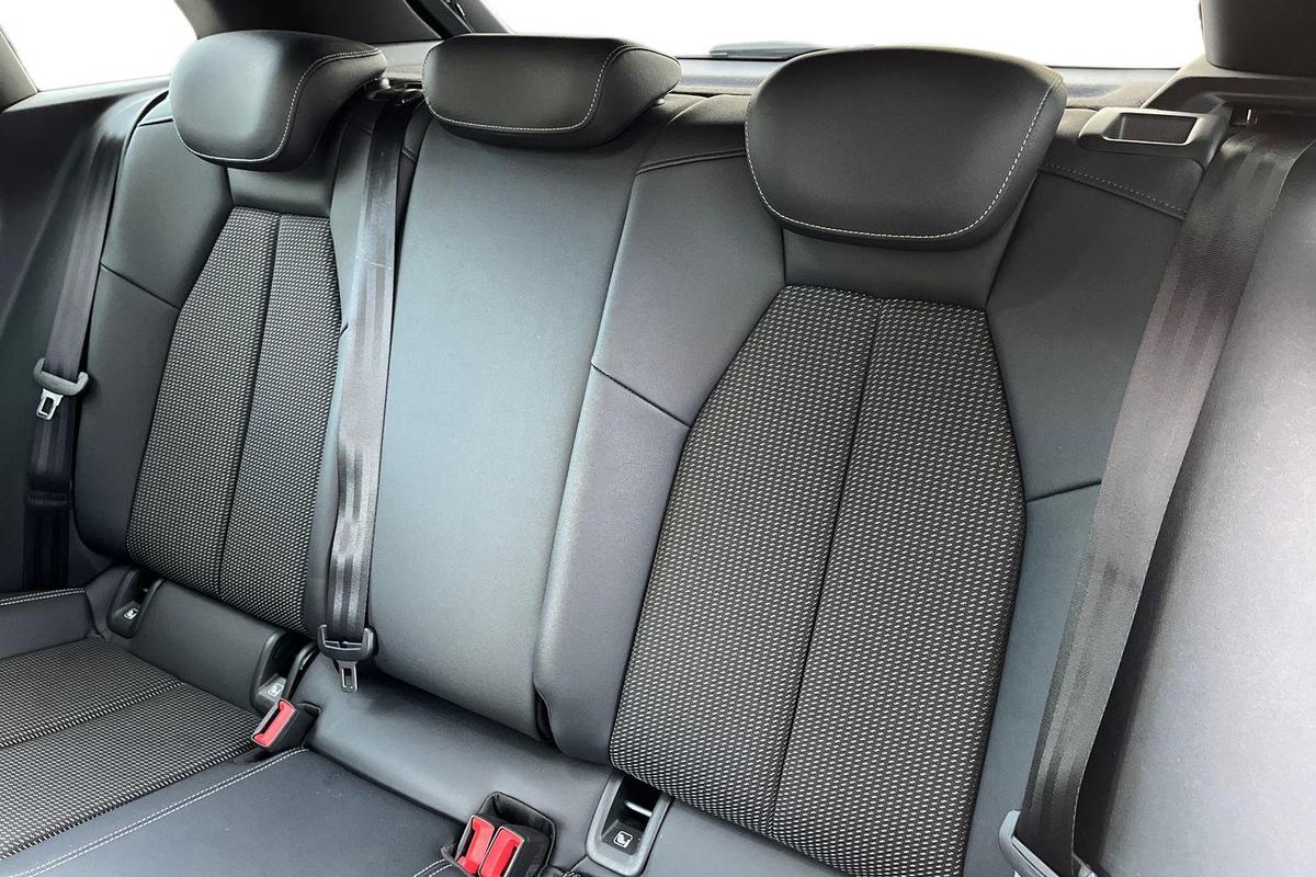 Used Audi Q4 e-tron 2021 for sale - 76674527: Photo 9