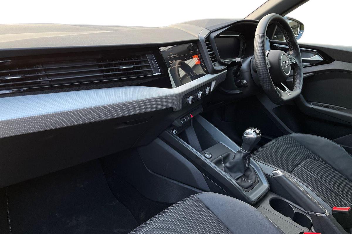 Used Audi A1 2023 for sale - 77533407: Photo 2