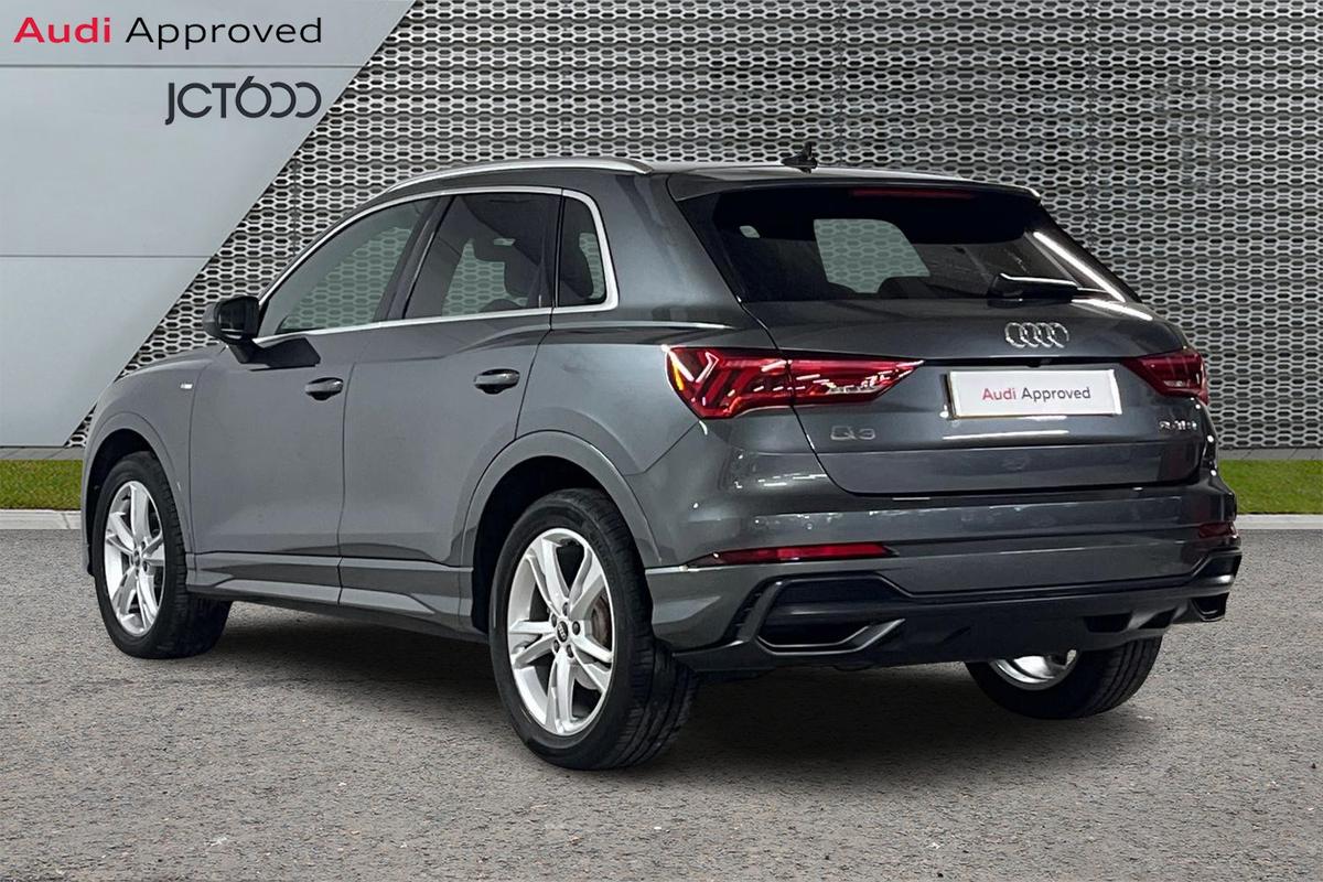 Used Audi Q3 2022 for sale - 77062197: Photo 3