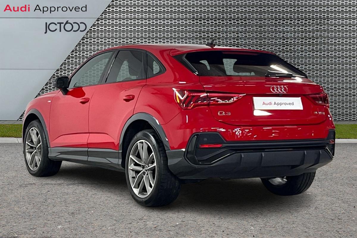 Used Audi Q3 2023 for sale - 76676586: Photo 3