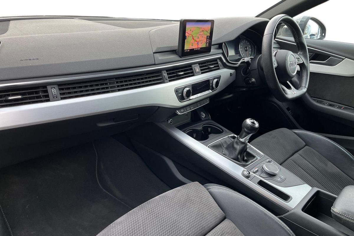 Used Audi A4 2019 for sale - 77148457: Photo 2