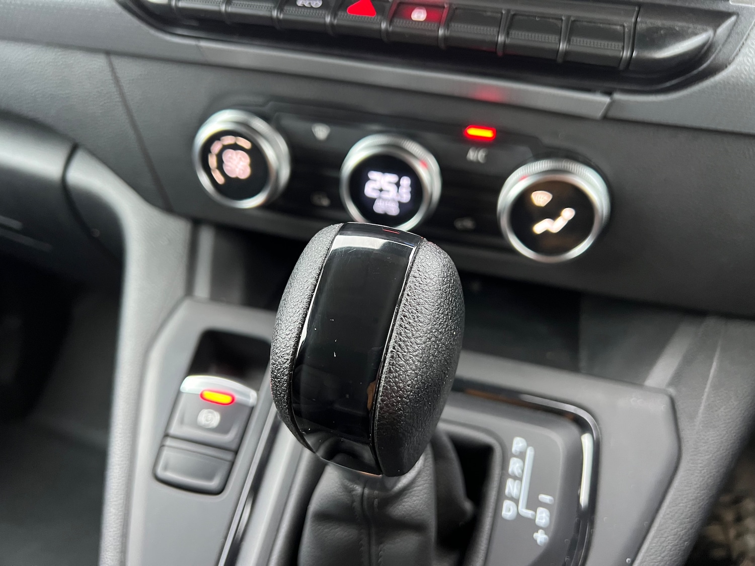 Used Nissan Other 2023 for sale - 77546153: Photo 13