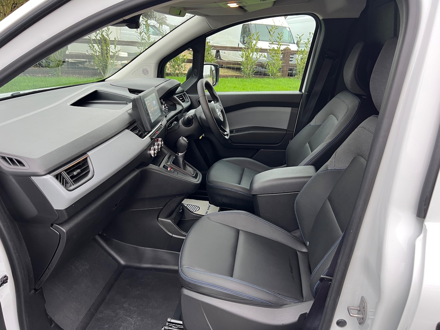 Used Nissan Other 2023 for sale - 77546153: Photo 8