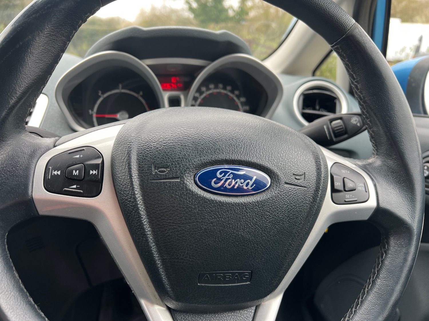 Used Ford Fiesta 2011 for sale - 78098365: Photo 11