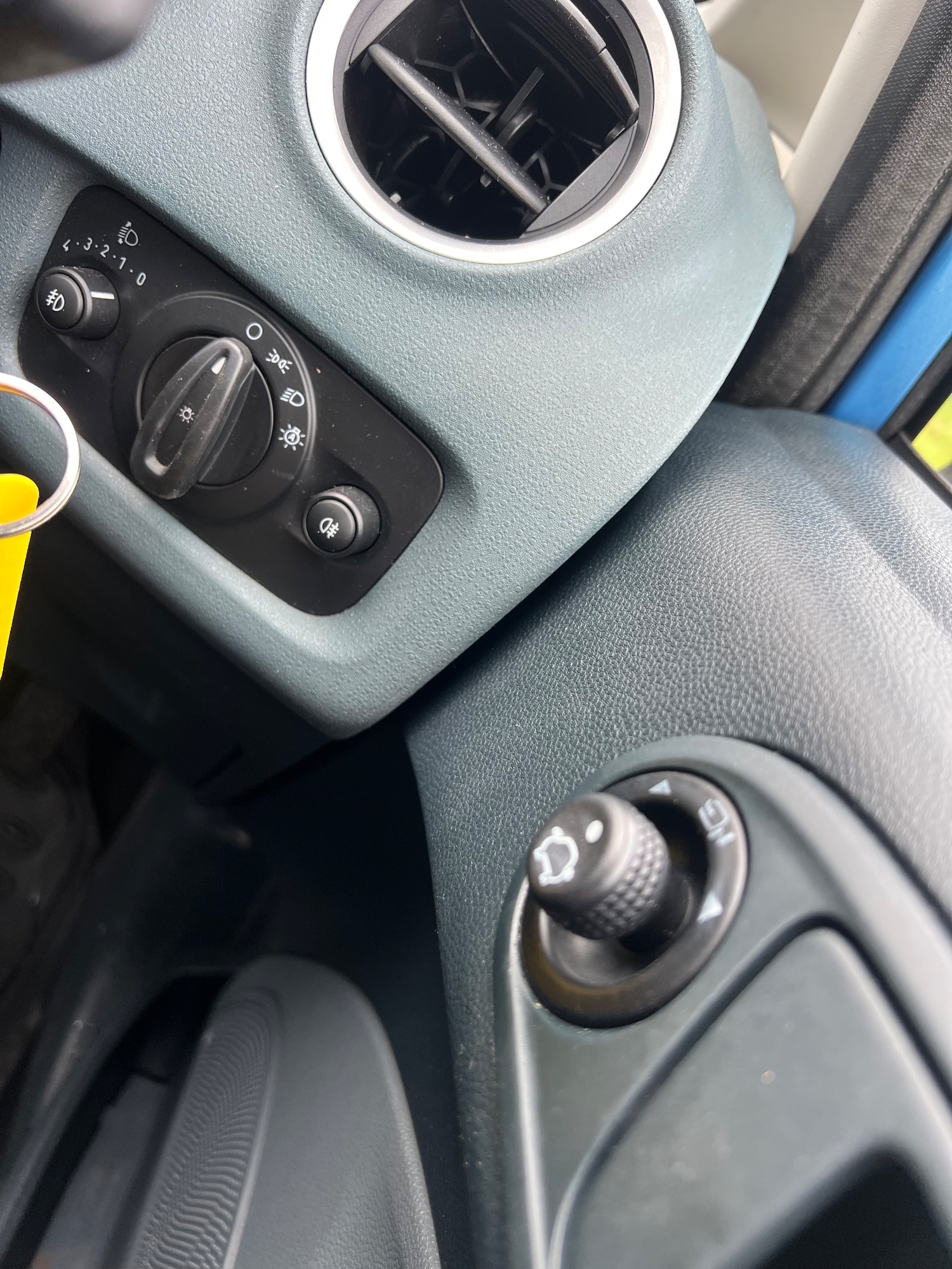 Used Ford Fiesta 2011 for sale - 78098365: Photo 13