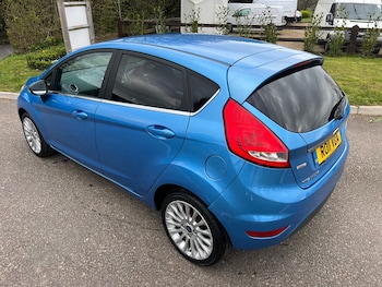 Used Ford Fiesta 2011 for sale - 78098365: Photo