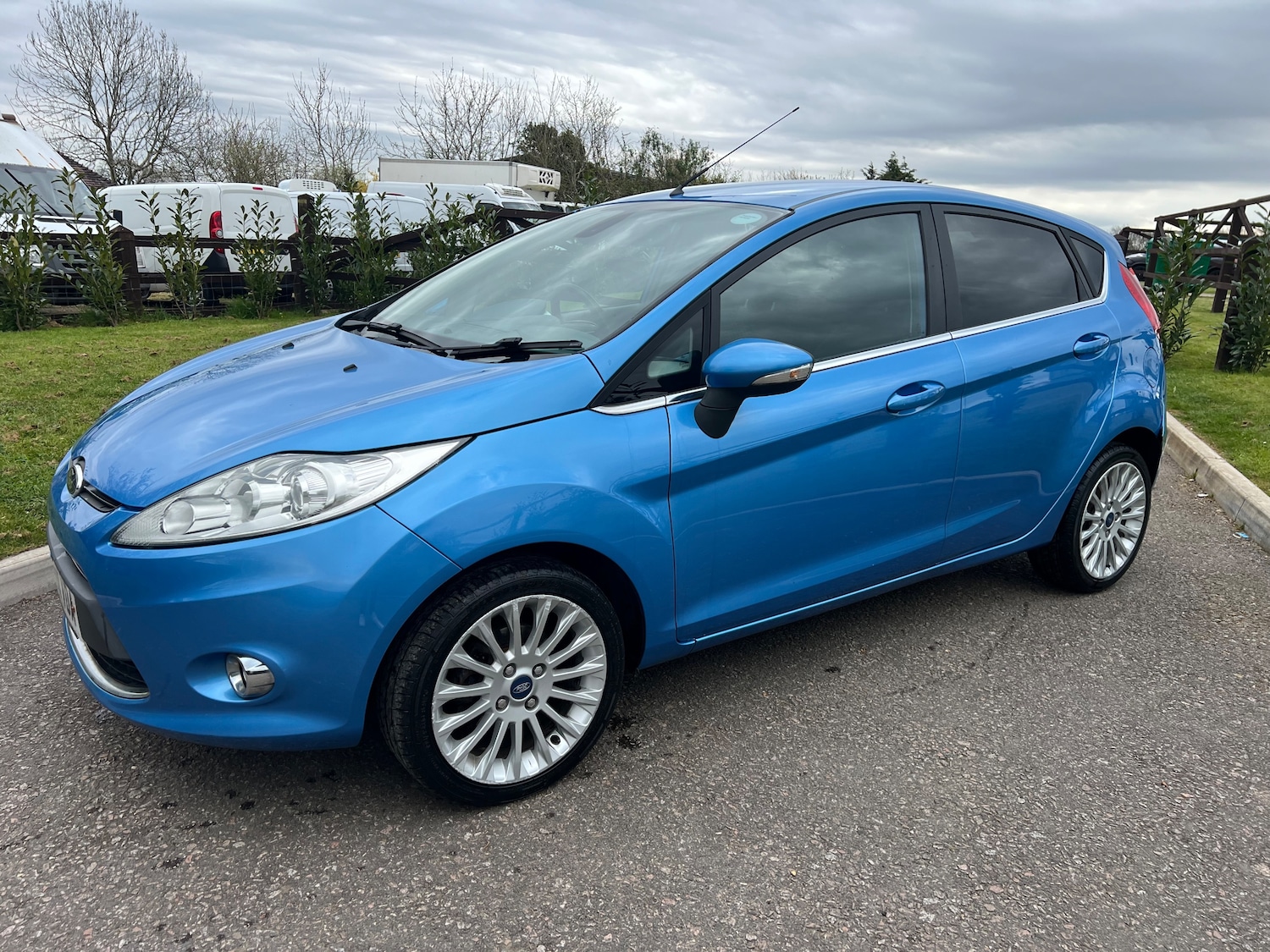 Used Ford Fiesta 2011 for sale - 78098365: Photo 5