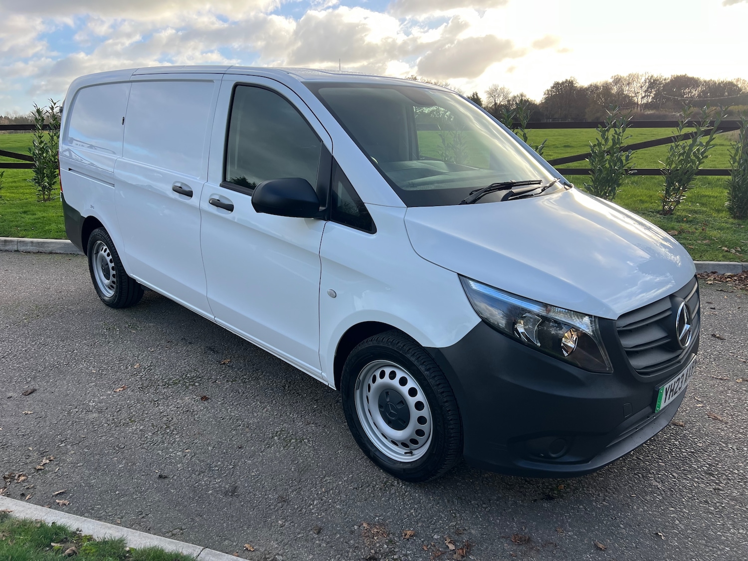 Used Mercedes-Benz Vito 2023 for sale - 76577440: Photo 1