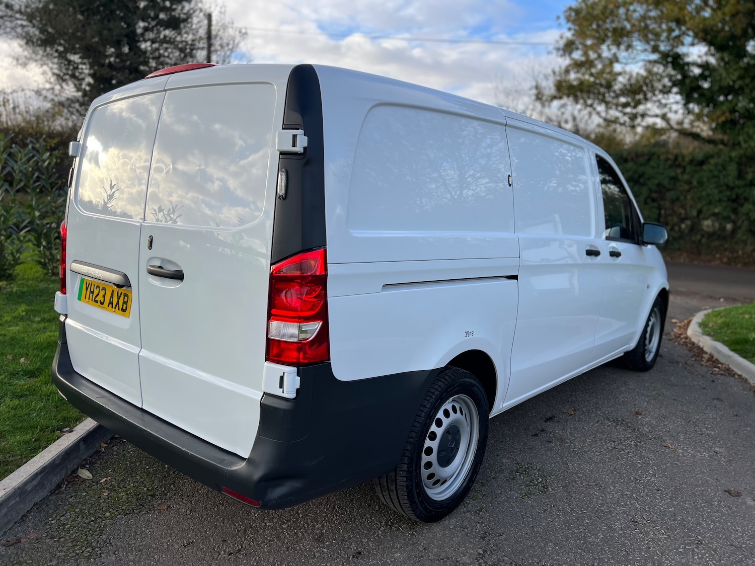Used Mercedes-Benz Vito 2023 for sale - 76577440: Photo 4