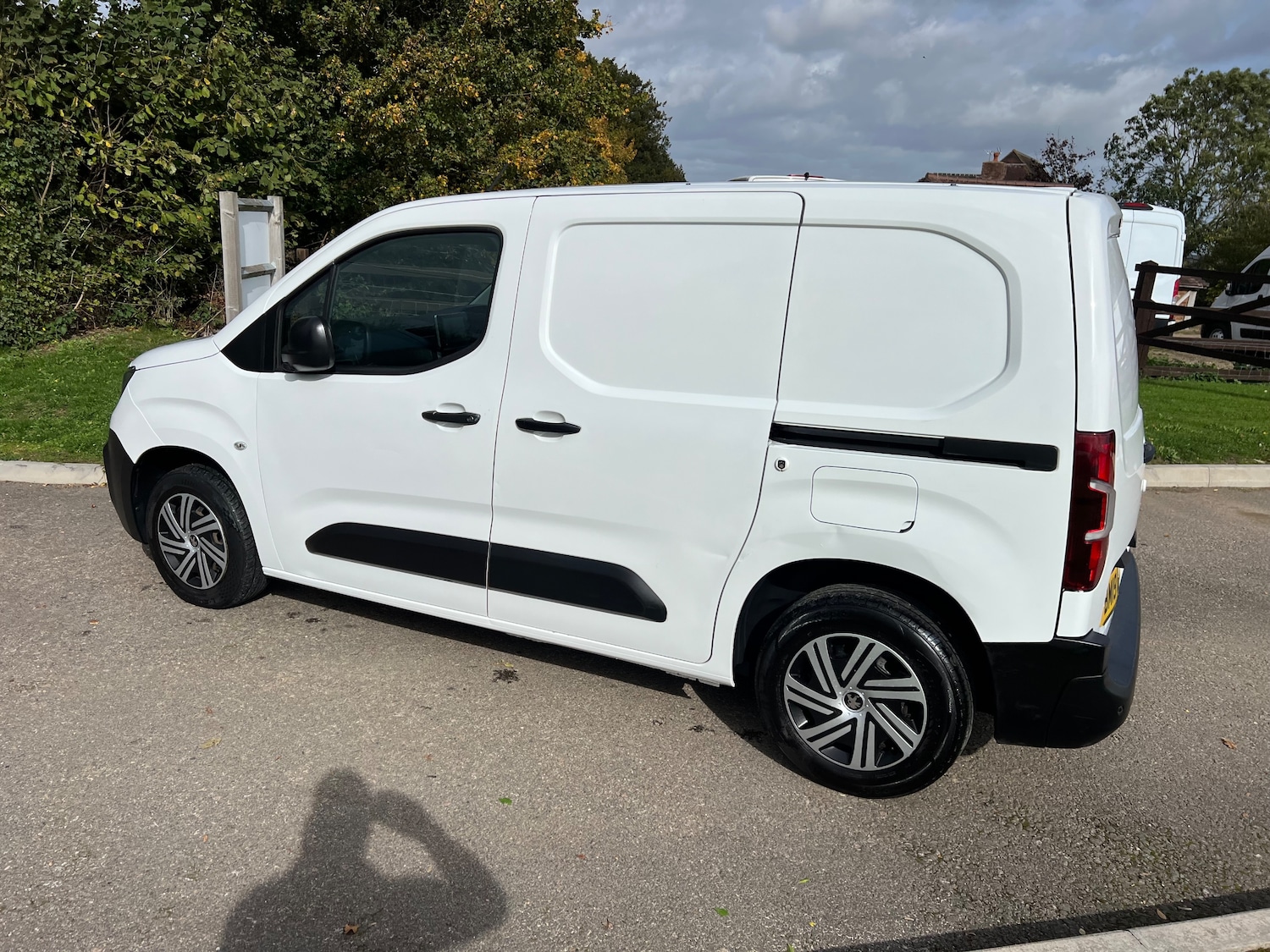 Used Peugeot Partner 2019 for sale - 76165113: Photo 13
