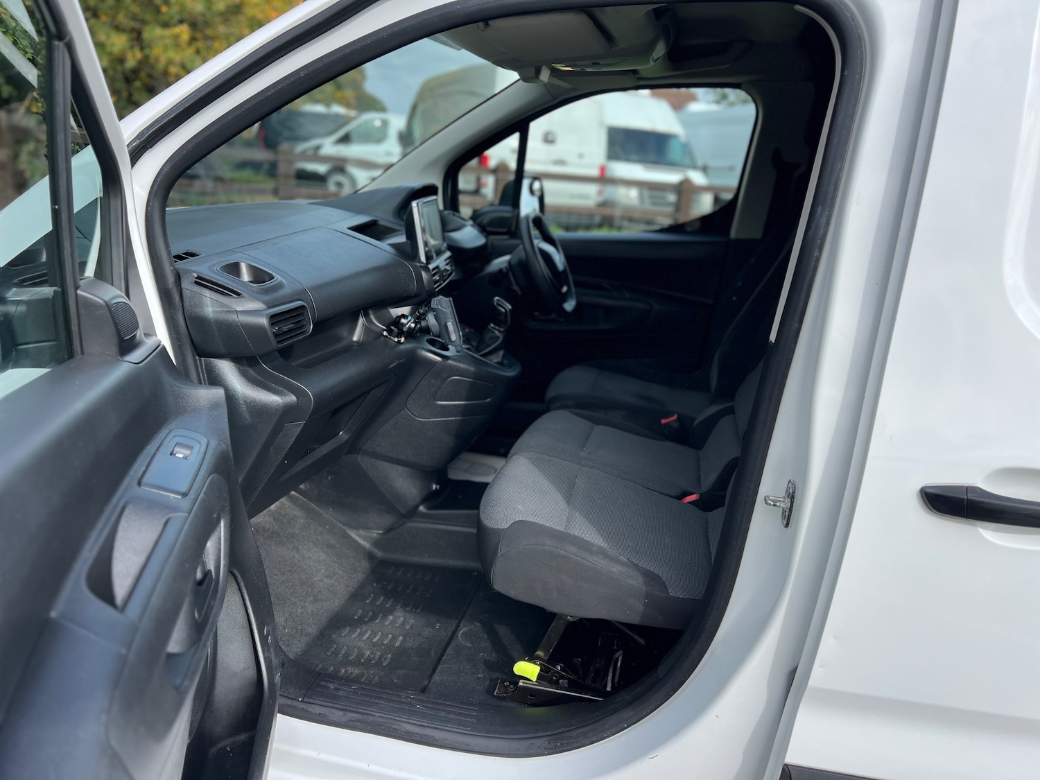 Used Peugeot Partner 2019 for sale - 76165113: Photo 5