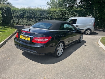 Used Mercedes-Benz E Class 2011 for sale - 78926909: Photo