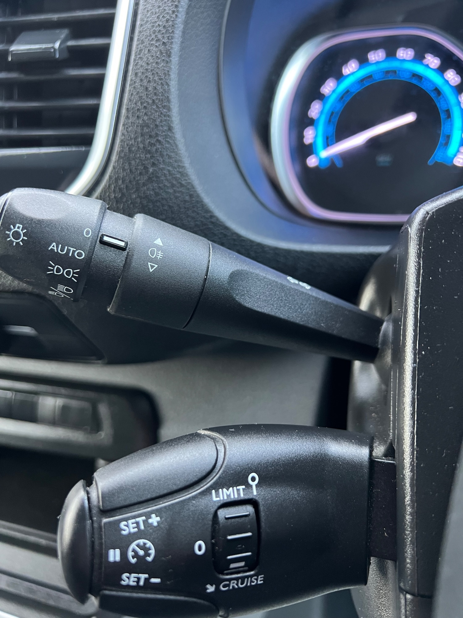 Used Peugeot e-Expert 2022 for sale - 76905168: Photo 12