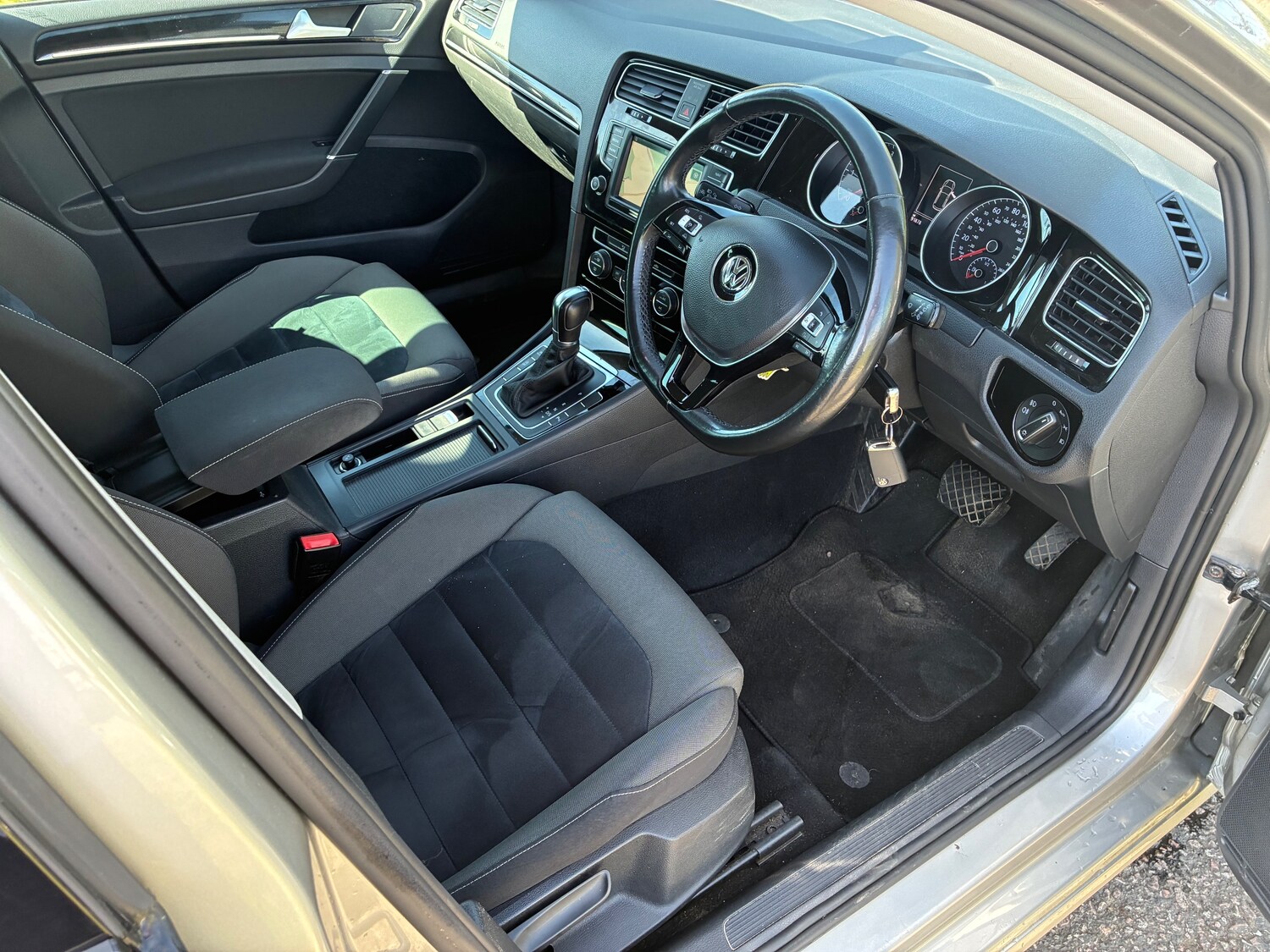 Used Volkswagen Golf 2015 for sale - 78162987: Photo 8