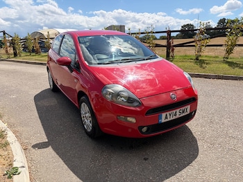 Used Fiat Punto 2014 for sale - 79431174: Photo