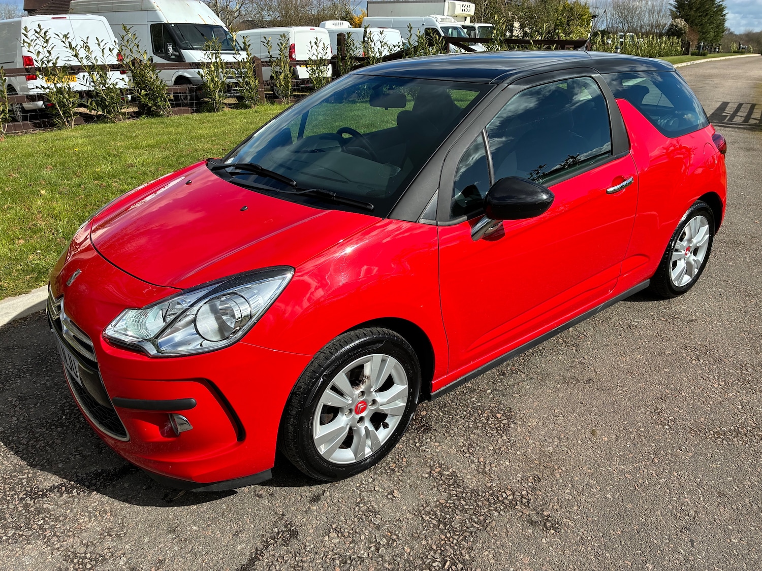 Used Citroen DS3 2011 for sale - 78016056: Photo 2